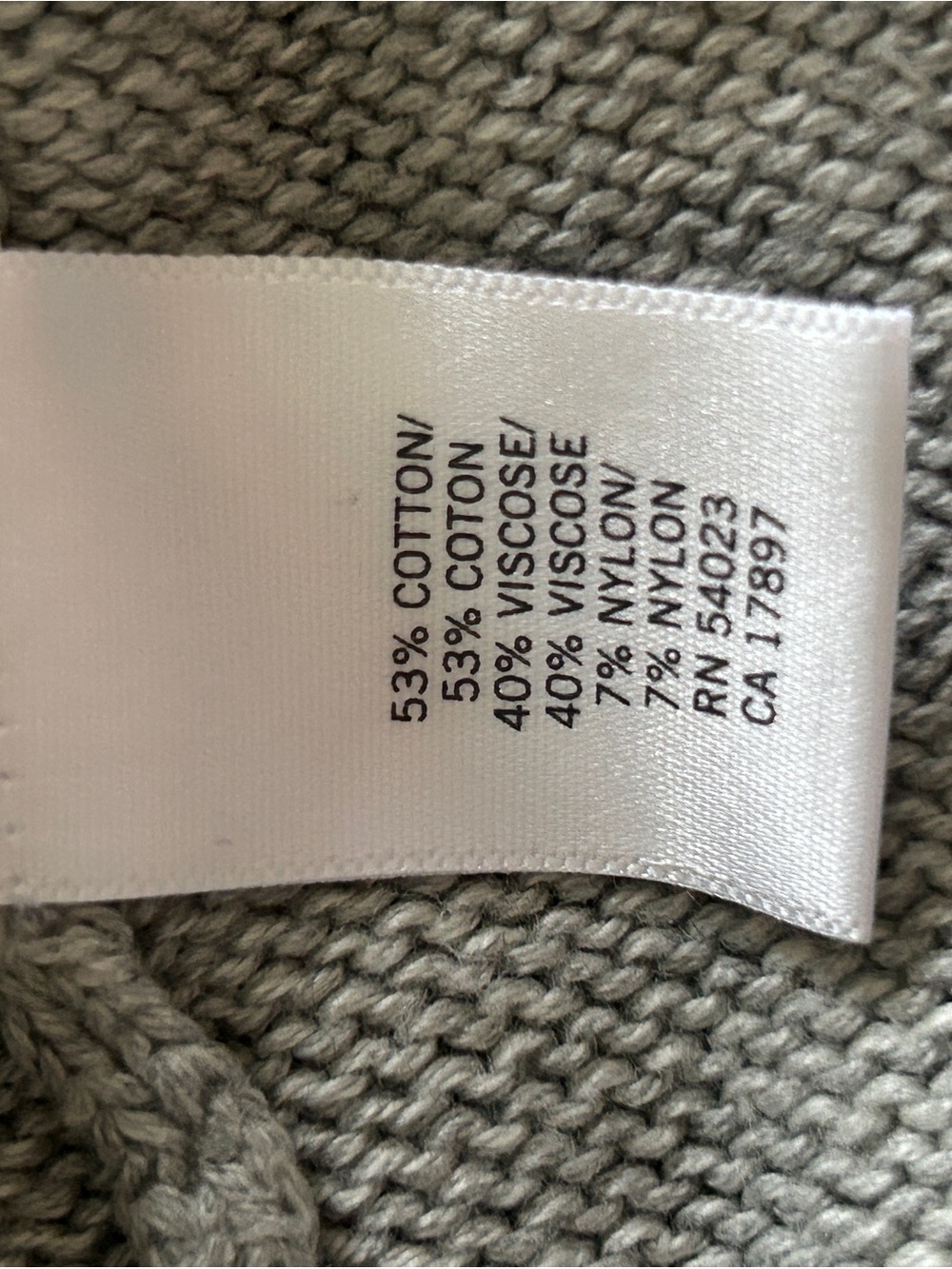 Y2K Banana Republic Gray Cable Knit V-Neck Sweater Medium Preppy Cozy Core Fall - Picture 4 of 8